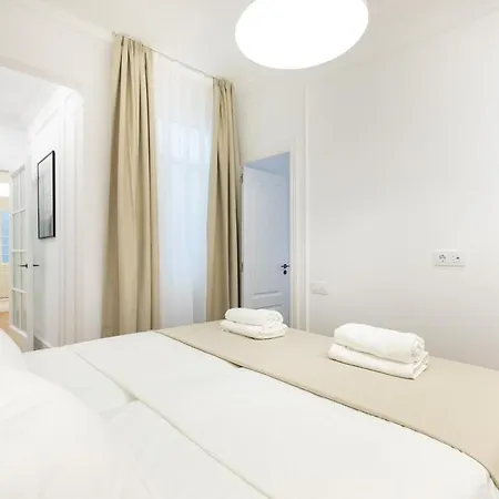 Spacious Vicolo
