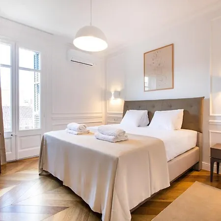 Spacious Vicolo Apartment *
