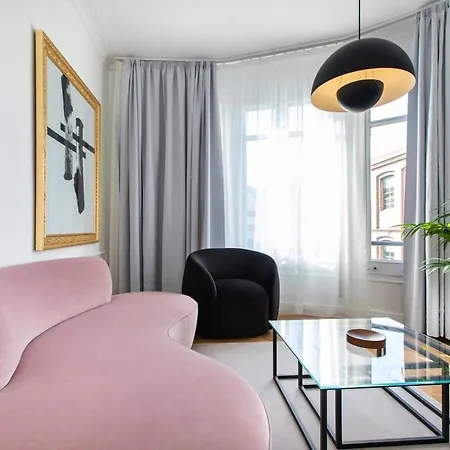 Spacious Vicolo Apartment *